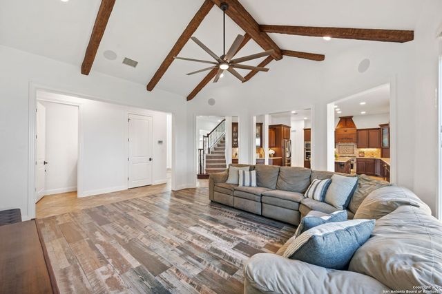15311 Escarpment Oak, Helotes, TX 78023