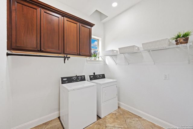 15311 Escarpment Oak, Helotes, TX 78023