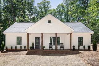 676 Chapel Hill Drive, Troy, NC 27371