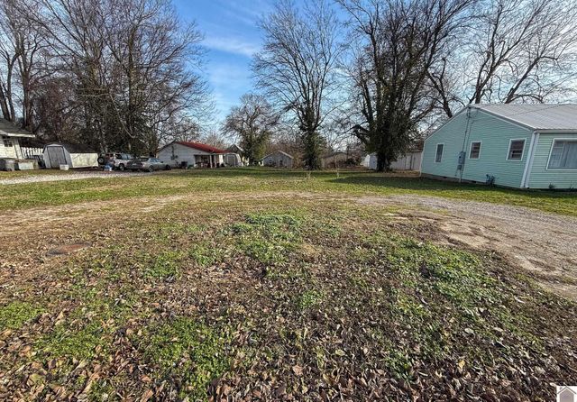 509 S Seminary Street, Princeton, KY 42445