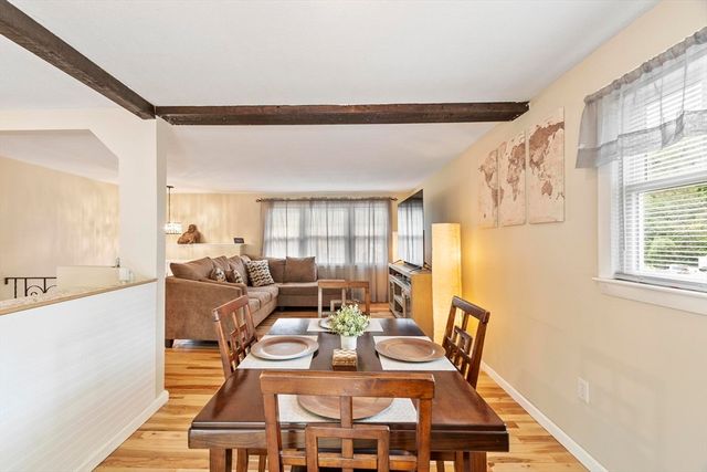 27 Dexter Ave, Dracut, MA 01826