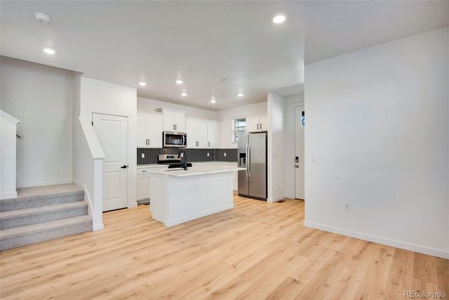 22604 E 6th Place, Aurora, CO 80018