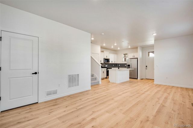 22604 E 6th Place, Aurora, CO 80018