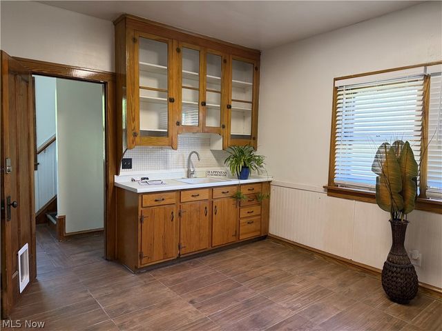 895 Rondel Road, Cleveland, OH 44110