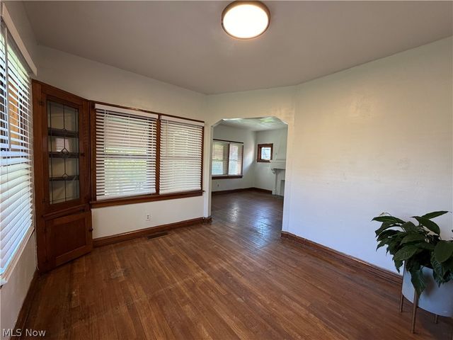 895 Rondel Road, Cleveland, OH 44110