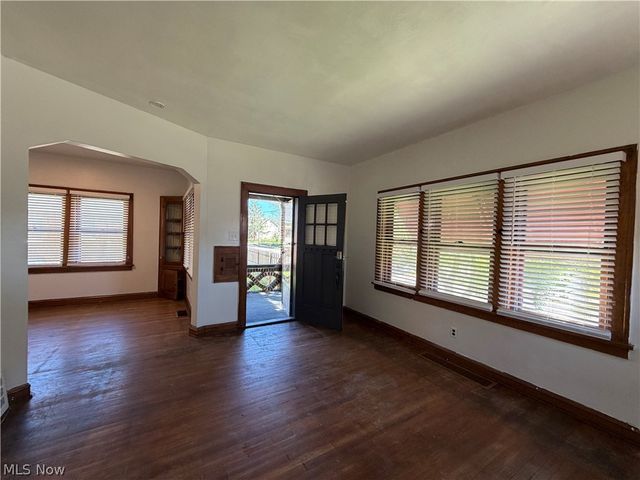 895 Rondel Road, Cleveland, OH 44110