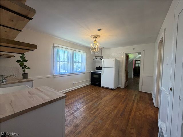 895 Rondel Road, Cleveland, OH 44110