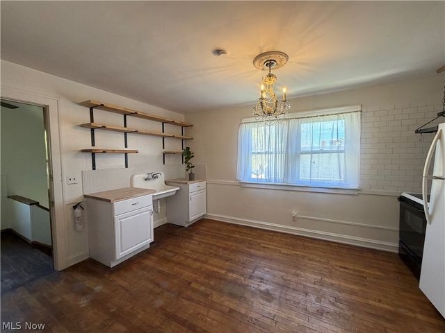 895 Rondel Road, Cleveland, OH 44110