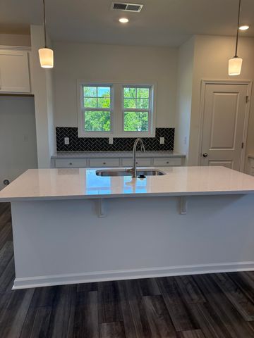5091 Sunnycreek Drive, Boiling Springs, SC 29316