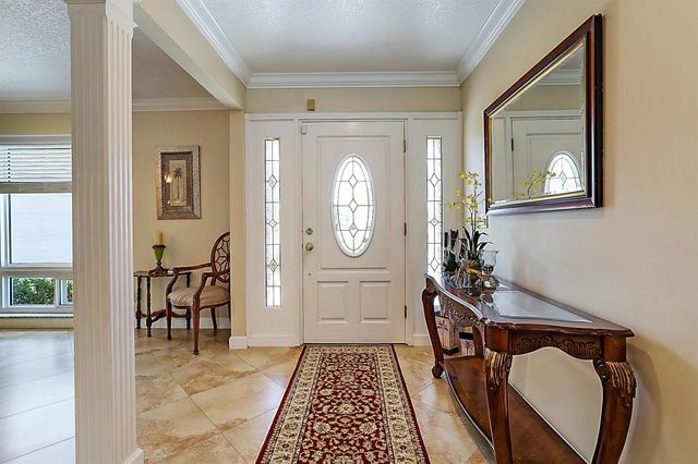 10356 SEAGRAPE Way, Palm Beach Gardens, FL 33418