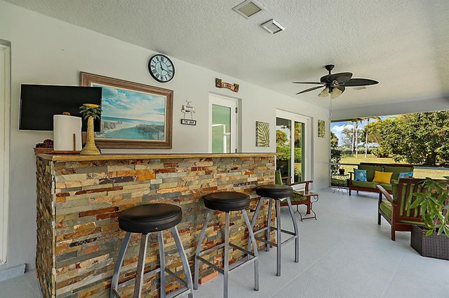 10356 SEAGRAPE Way, Palm Beach Gardens, FL 33418