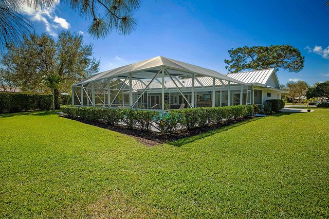 10356 SEAGRAPE Way, Palm Beach Gardens, FL 33418