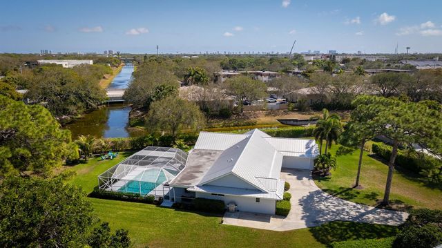 10356 SEAGRAPE Way, Palm Beach Gardens, FL 33418