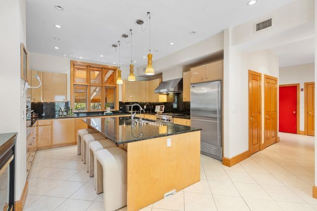 16 Solomon Pierce Rd, Lexington, MA 02420