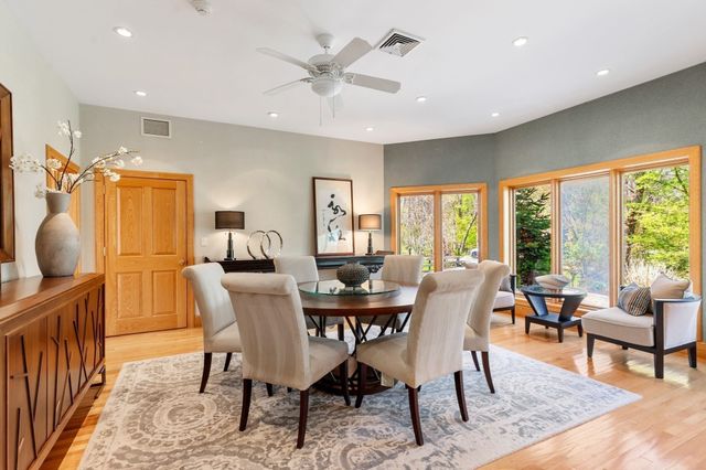 16 Solomon Pierce Rd, Lexington, MA 02420