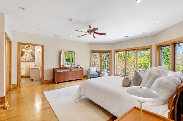 16 Solomon Pierce Rd, Lexington, MA 02420