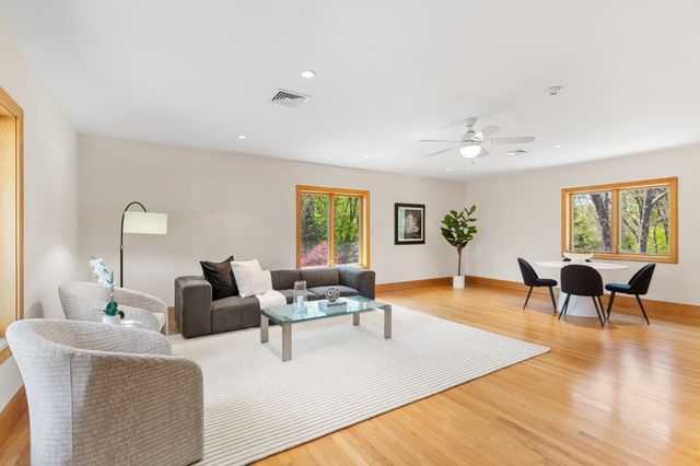 16 Solomon Pierce Rd, Lexington, MA 02420