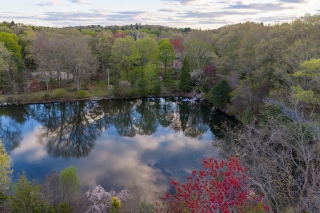16 Solomon Pierce Rd, Lexington, MA 02420