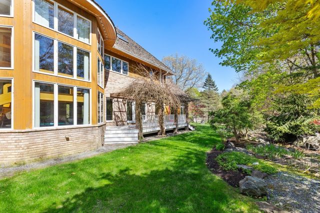16 Solomon Pierce Rd, Lexington, MA 02420