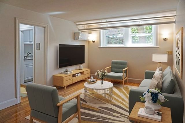 95 Adams St 16, Waltham, MA 02453