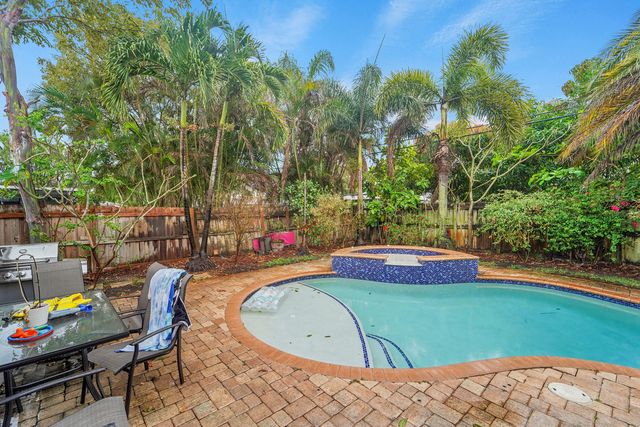 720 NE 23rd Place, Pompano Beach, FL 33064