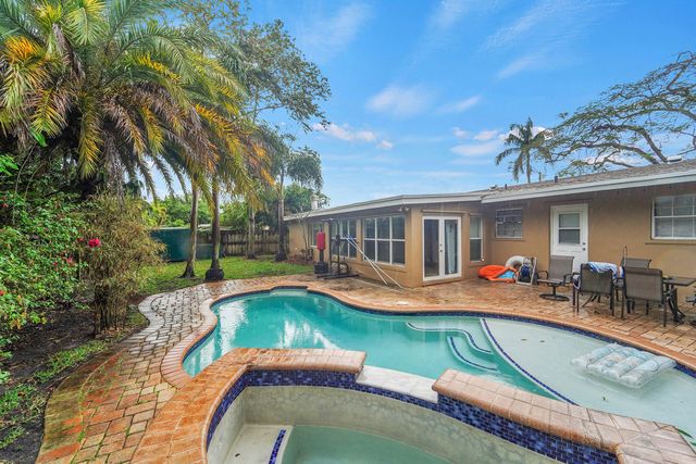 720 NE 23rd Place, Pompano Beach, FL 33064