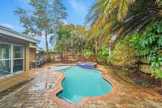 720 NE 23rd Place, Pompano Beach, FL 33064