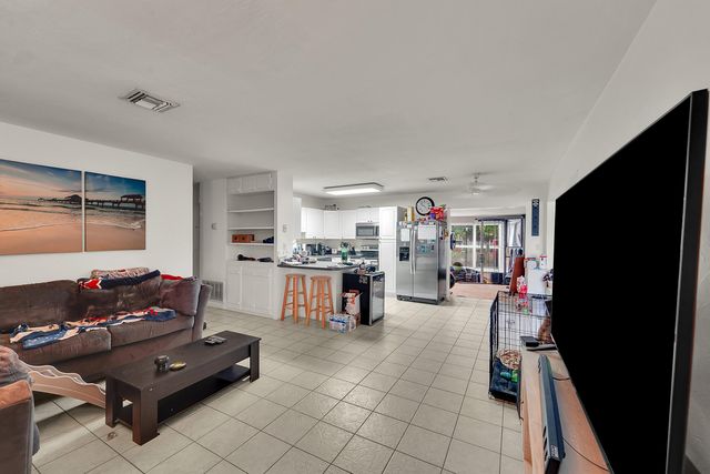 720 NE 23rd Place, Pompano Beach, FL 33064