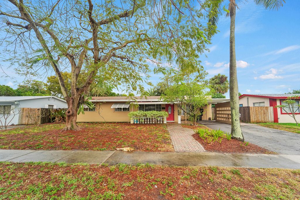 720 NE 23rd Place, Pompano Beach, FL 33064