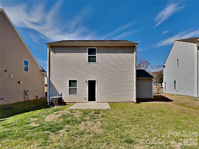814 Sarah Laura Lane, Statesville, NC 28625