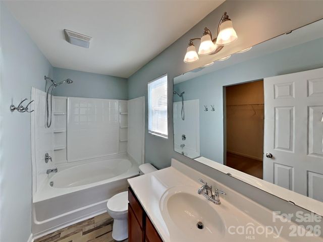 814 Sarah Laura Lane, Statesville, NC 28625