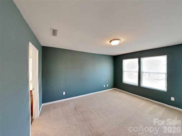 814 Sarah Laura Lane, Statesville, NC 28625