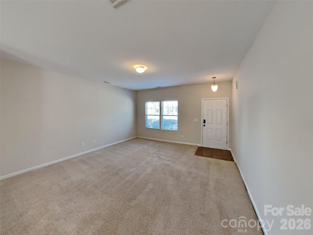 814 Sarah Laura Lane, Statesville, NC 28625