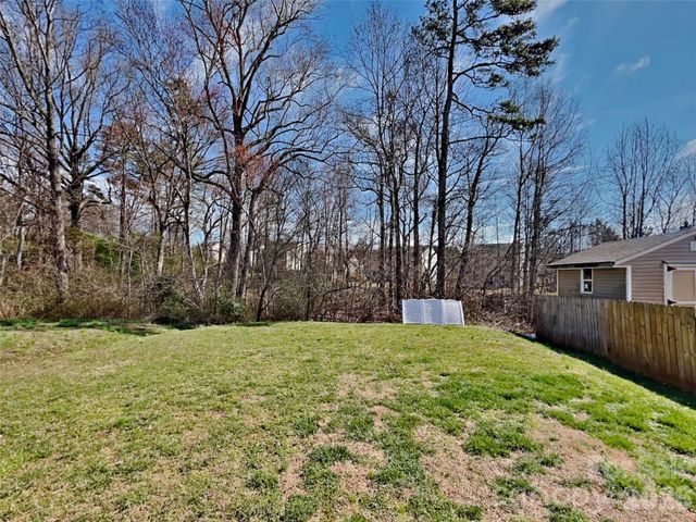 814 Sarah Laura Lane, Statesville, NC 28625