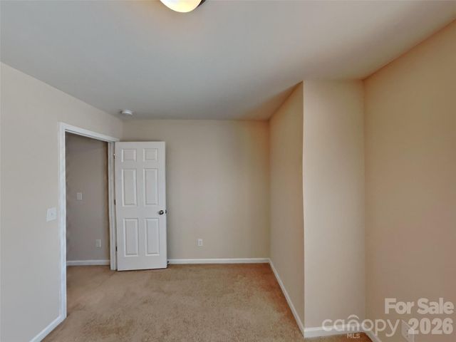814 Sarah Laura Lane, Statesville, NC 28625