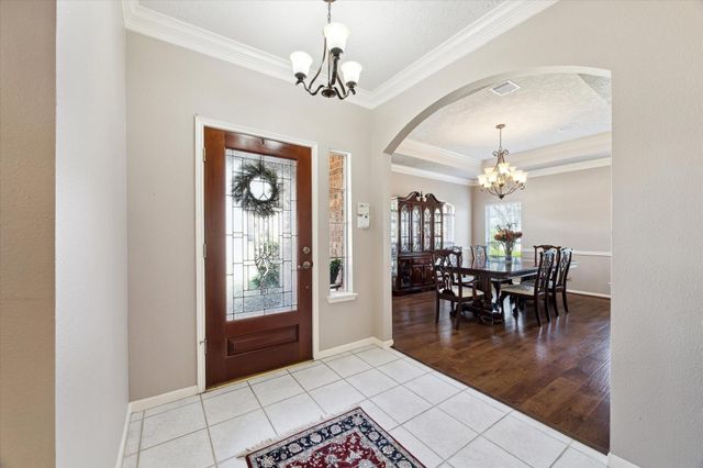 4211 Kirby Oaks Drive S, Seabrook, TX 77586