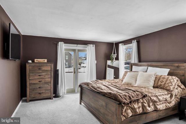 156 SHREVE ST, Mount Holly, NJ 08060