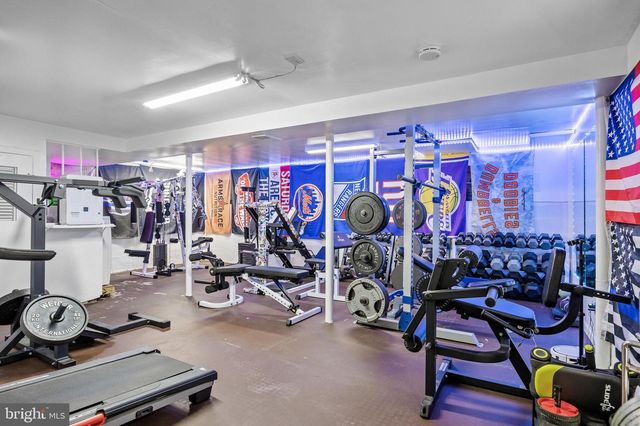 156 SHREVE ST, Mount Holly, NJ 08060