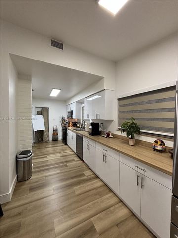 225 Pocatella St, Miami Springs, FL 33166