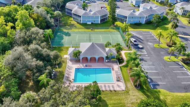 3254 SE Aster Lane, Stuart, FL 34994