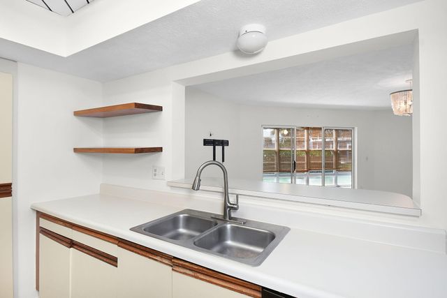 3254 SE Aster Lane, Stuart, FL 34994