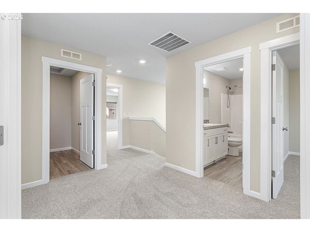 6448 Se 22ND St, Gresham, OR 97080