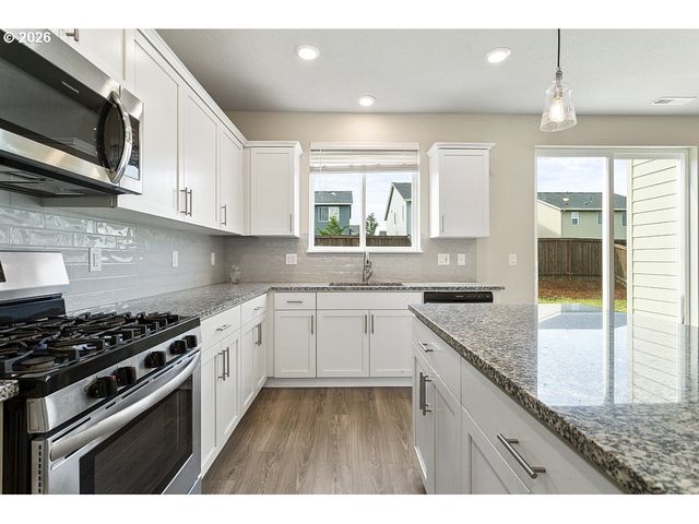 6448 Se 22ND St, Gresham, OR 97080