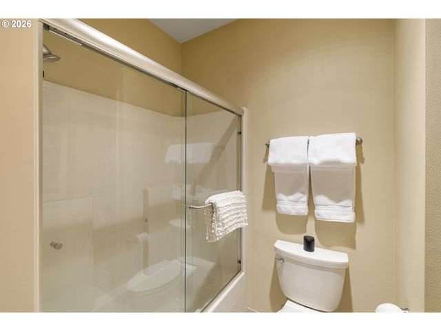 12505 Nw 48TH Ct, Vancouver, WA 98685