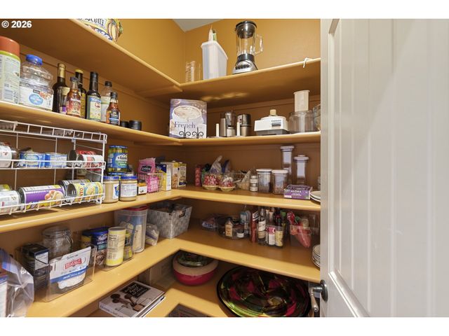 12505 Nw 48TH Ct, Vancouver, WA 98685