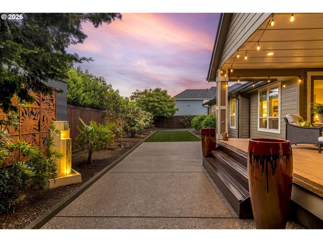 12505 Nw 48TH Ct, Vancouver, WA 98685