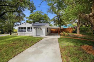 2102 E HOWELL STREET, Tampa, FL 33610