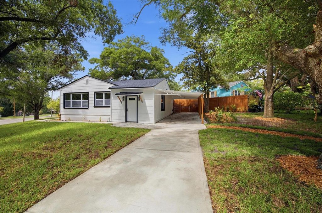 2102 E HOWELL STREET, Tampa, FL 33610