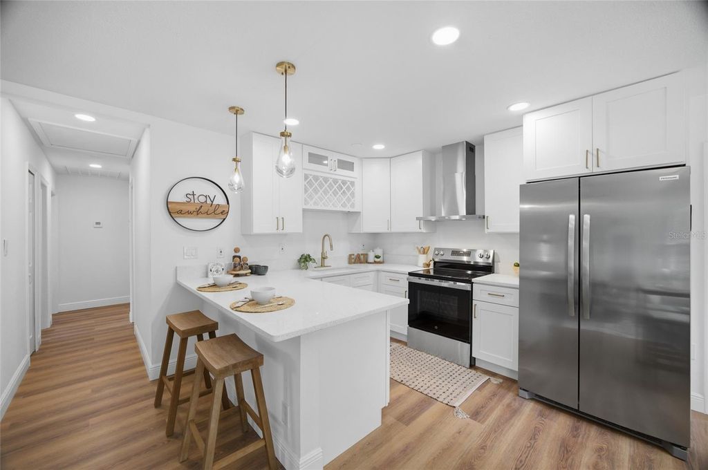 Image 15 of property listing at 2102 E HOWELL STREET, Tampa, FL 33610