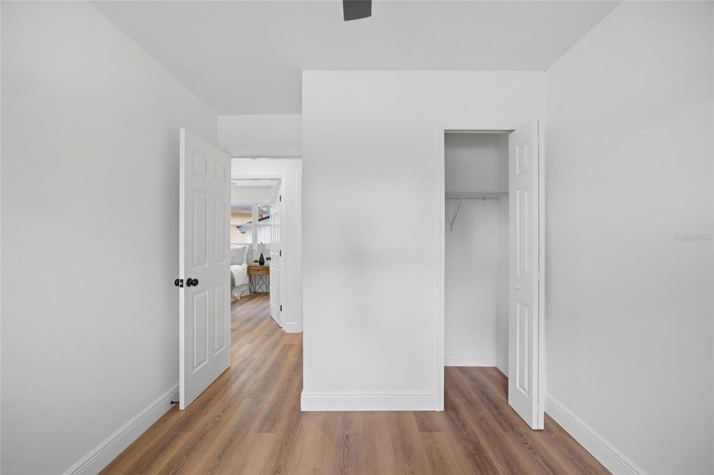Image 26 of property listing at 2102 E HOWELL STREET, Tampa, FL 33610